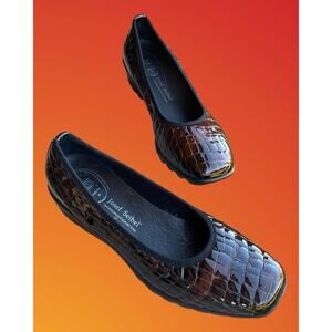 Josef Seibel Bridget Brown Patent Croc Wedges Womens US 9.5 EU 40 Walking Shoes